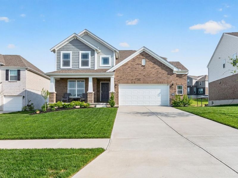 8166 Moonstone Drive, West Chester, OH 45241 Photo 2