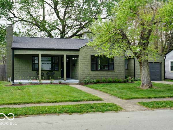 12 Lincoln Drive , Brownsburg, IN 46112