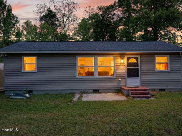 555 Cedar Street , Bolton, NC 28423