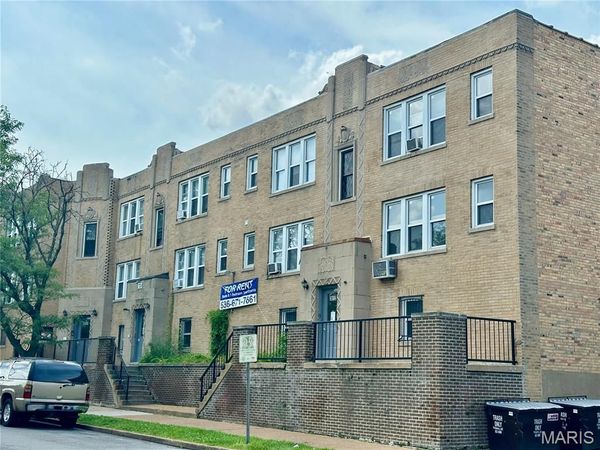 5001 S Grand Boulevard , St Louis, MO 63111