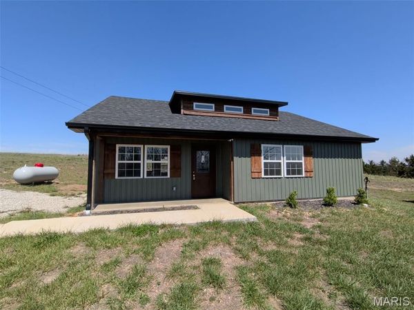 102 S Lois Court , Mansfield, MO 65704