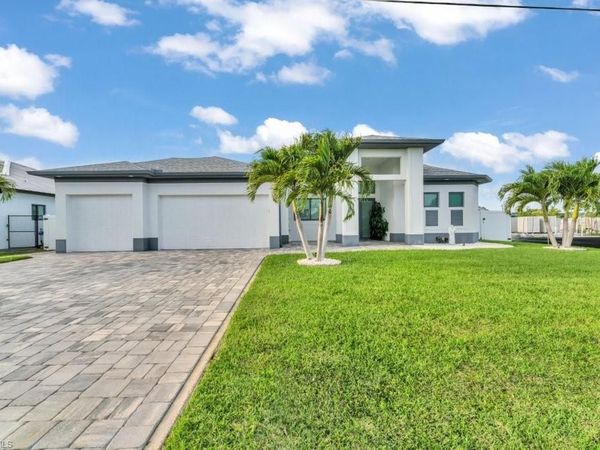 21 SW 21st ST, CAPE CORAL, FL 33991