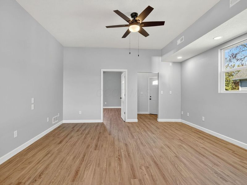 215 W South Street, Jackson, OH 45640 Photo 10