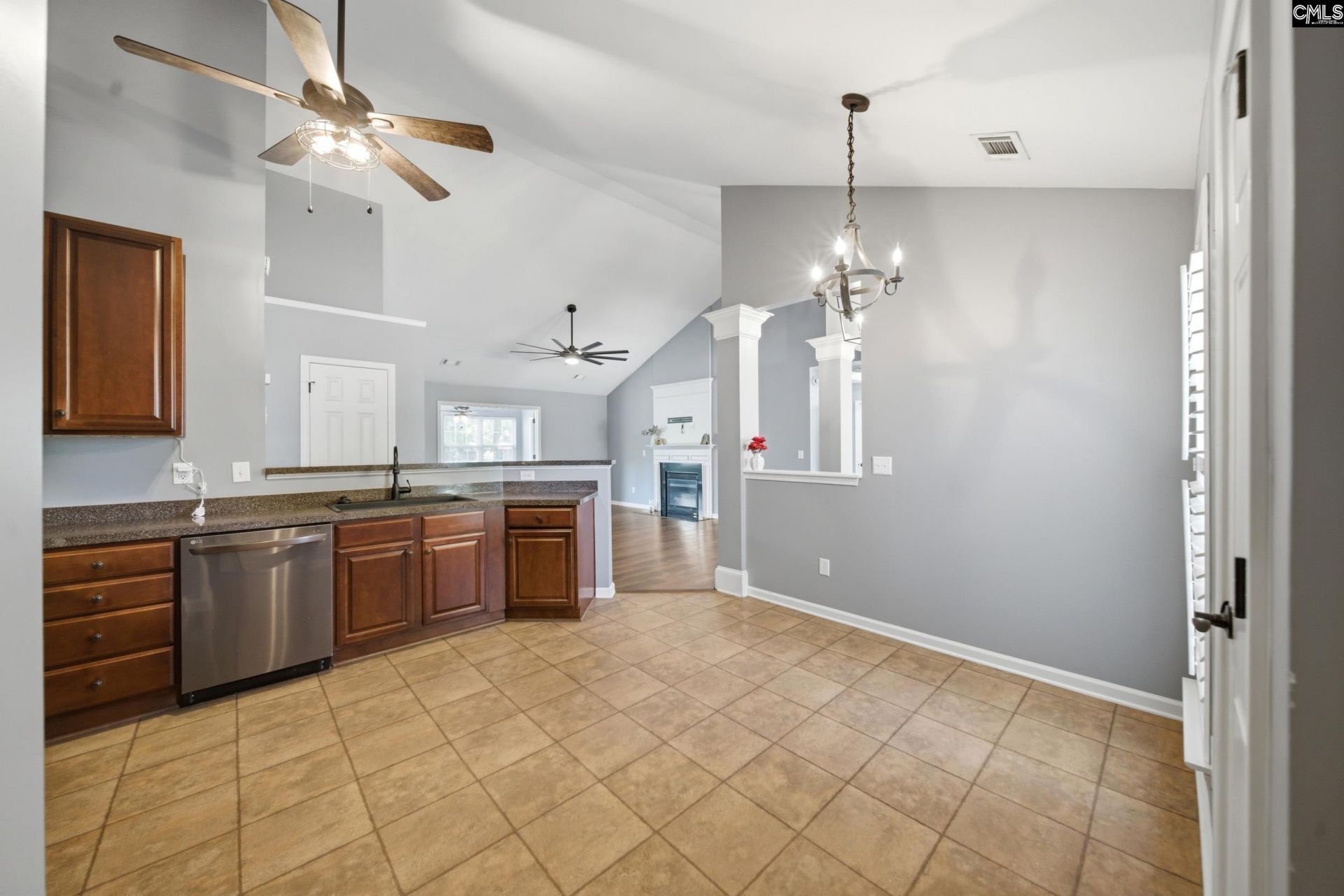 216 Loskin Lane  Photo 8