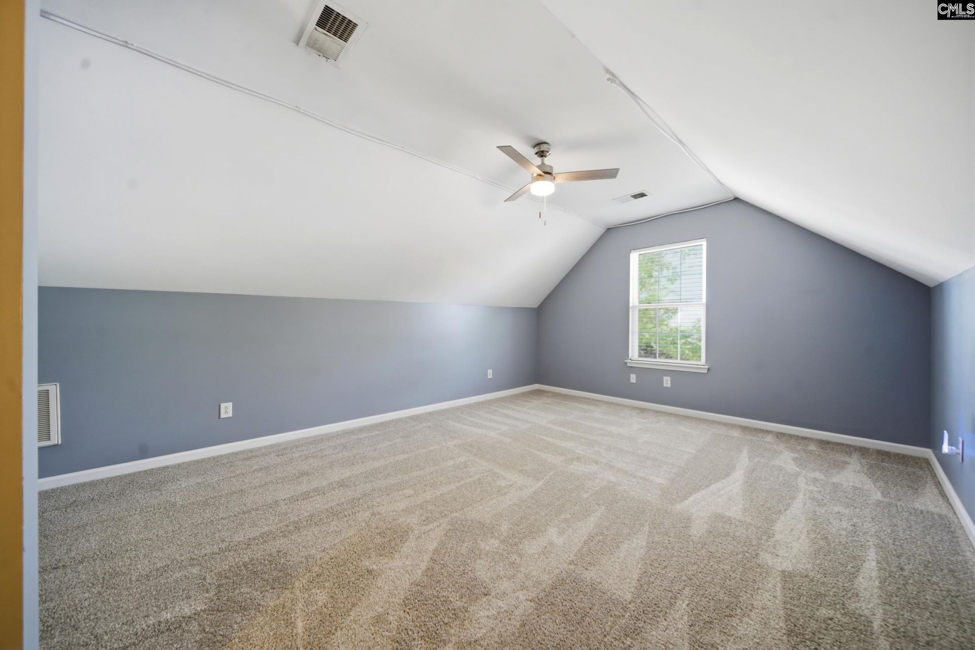 216 Loskin Lane  Photo 9