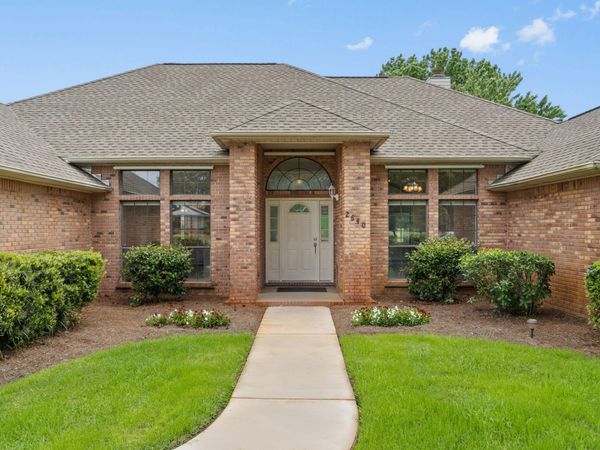 2640 Masters Boulevard, Navarre, FL 32566