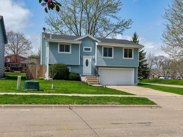 3200 SE 22nd Court, Des Moines, IA 50320