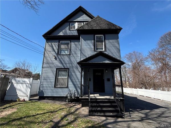 110 Westcott Street , Syracuse, NY 13210