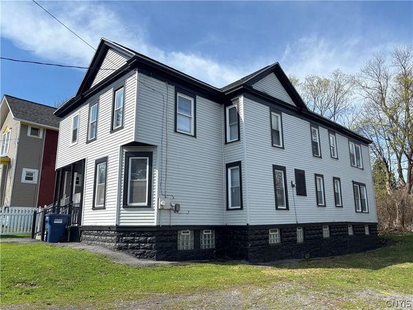 216 Westcott Street , Syracuse, NY 13210