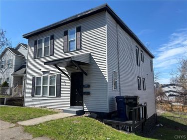 208 Westcott Street , Syracuse, NY 13210