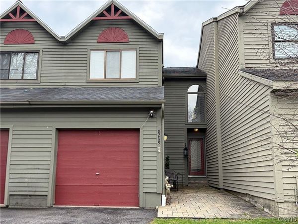 8269 Honeysuckle Drive , Liverpool, NY 13090