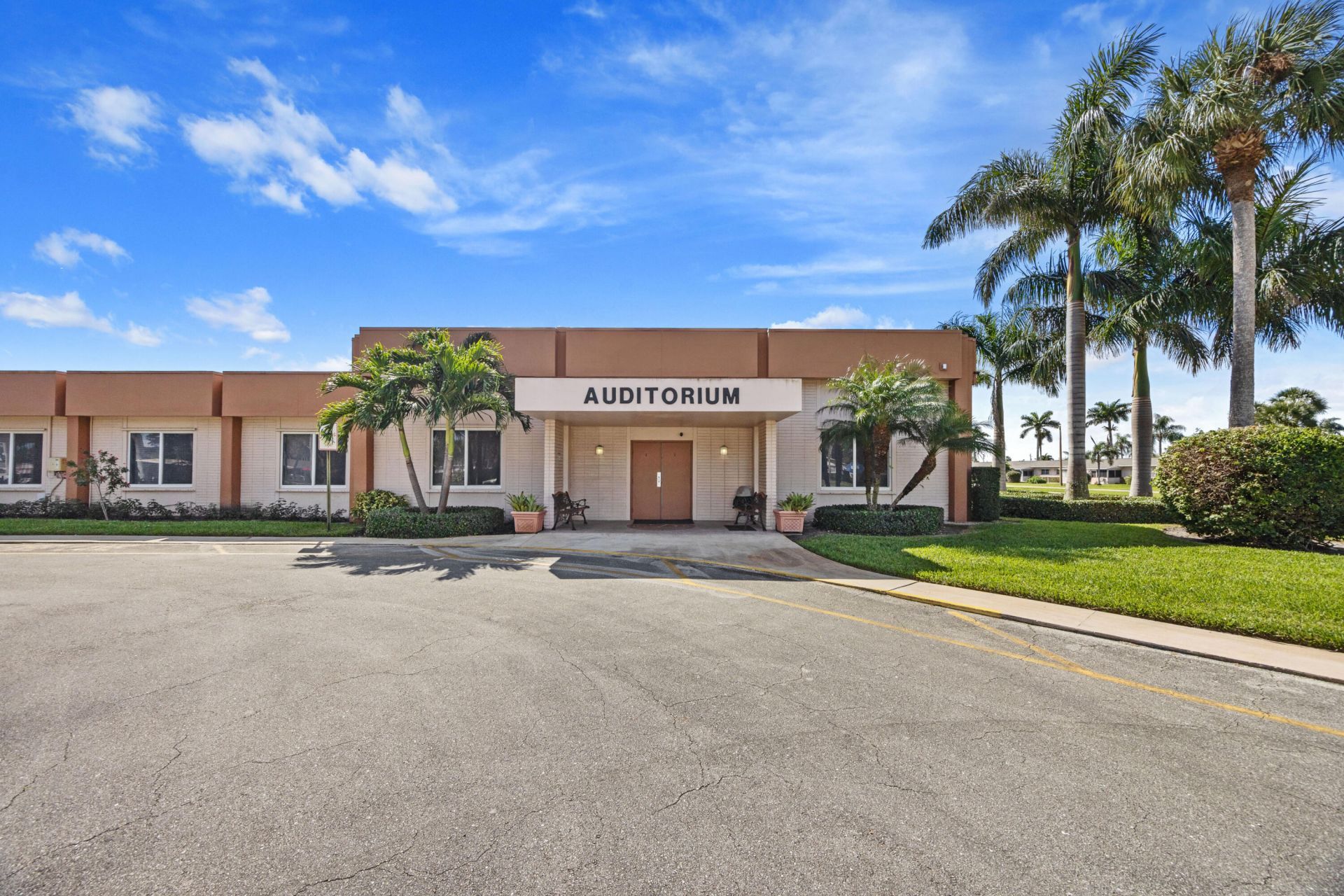 2691 Dudley Dr Drive E, Unit D, West Palm Beach, FL 33415 Photo