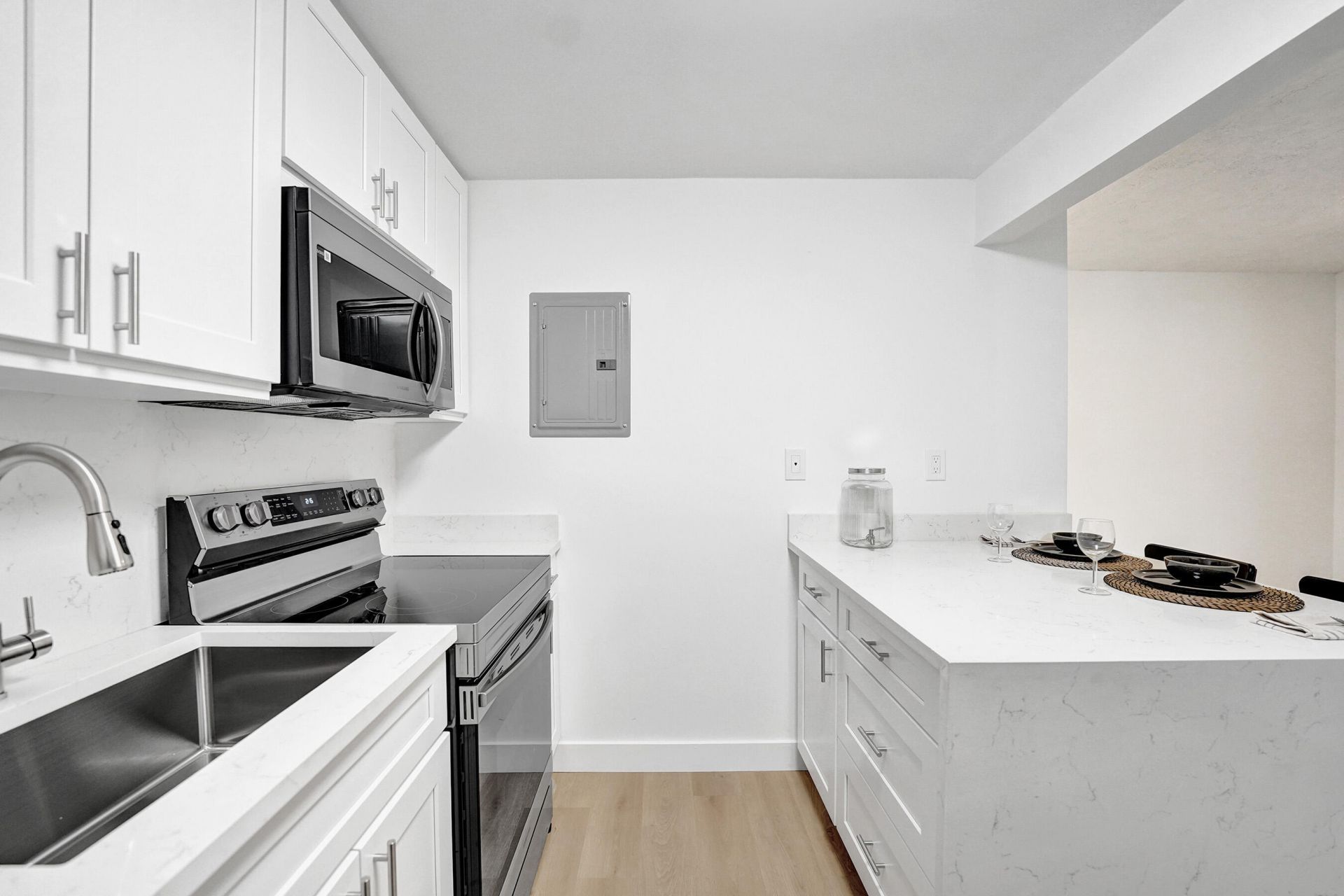 7300 NW 17th Street, Unit 305, Plantation, FL 33313 Photo