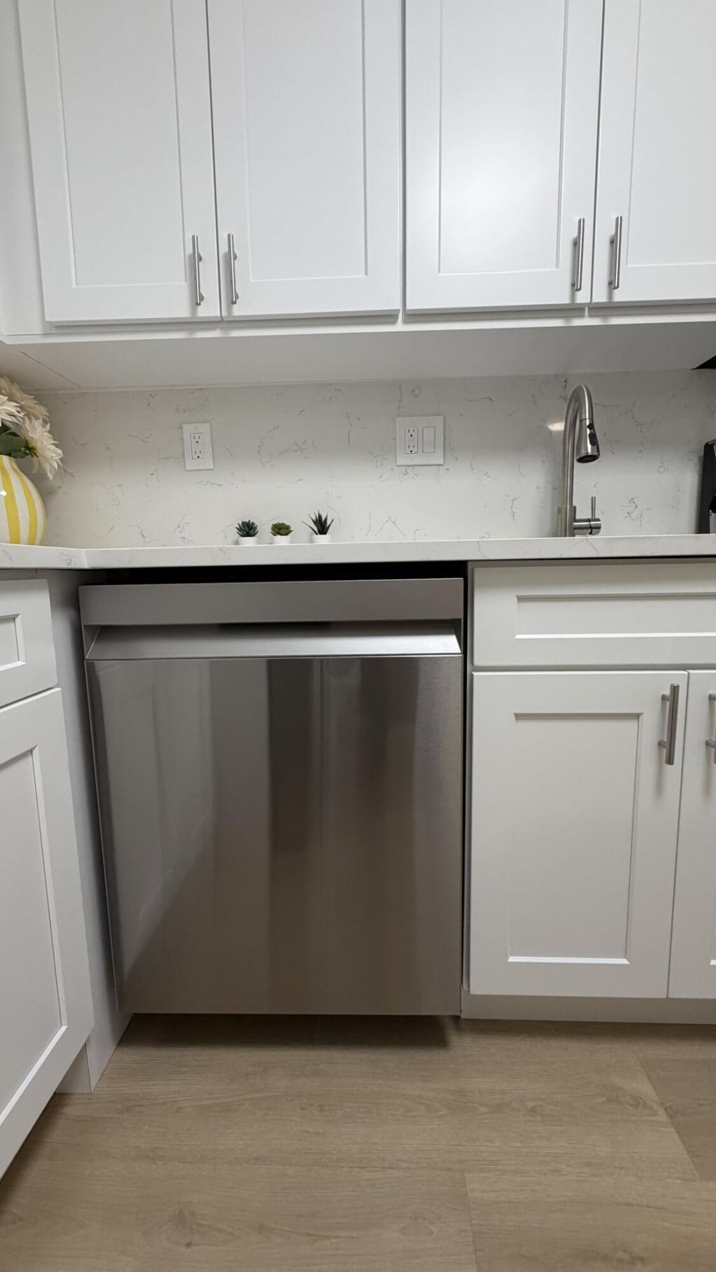 7300 NW 17th Street, Unit 305, Plantation, FL 33313 Photo