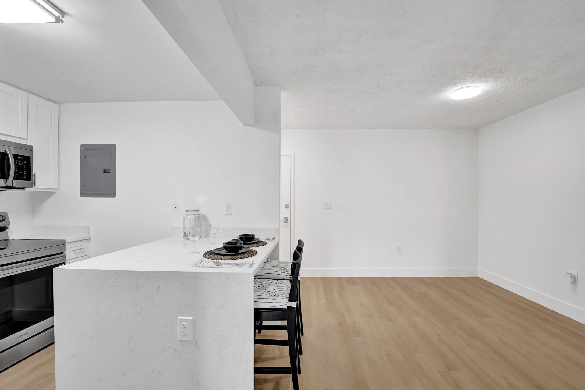 7300 NW 17th Street, Unit 305, Plantation, FL 33313 Photo