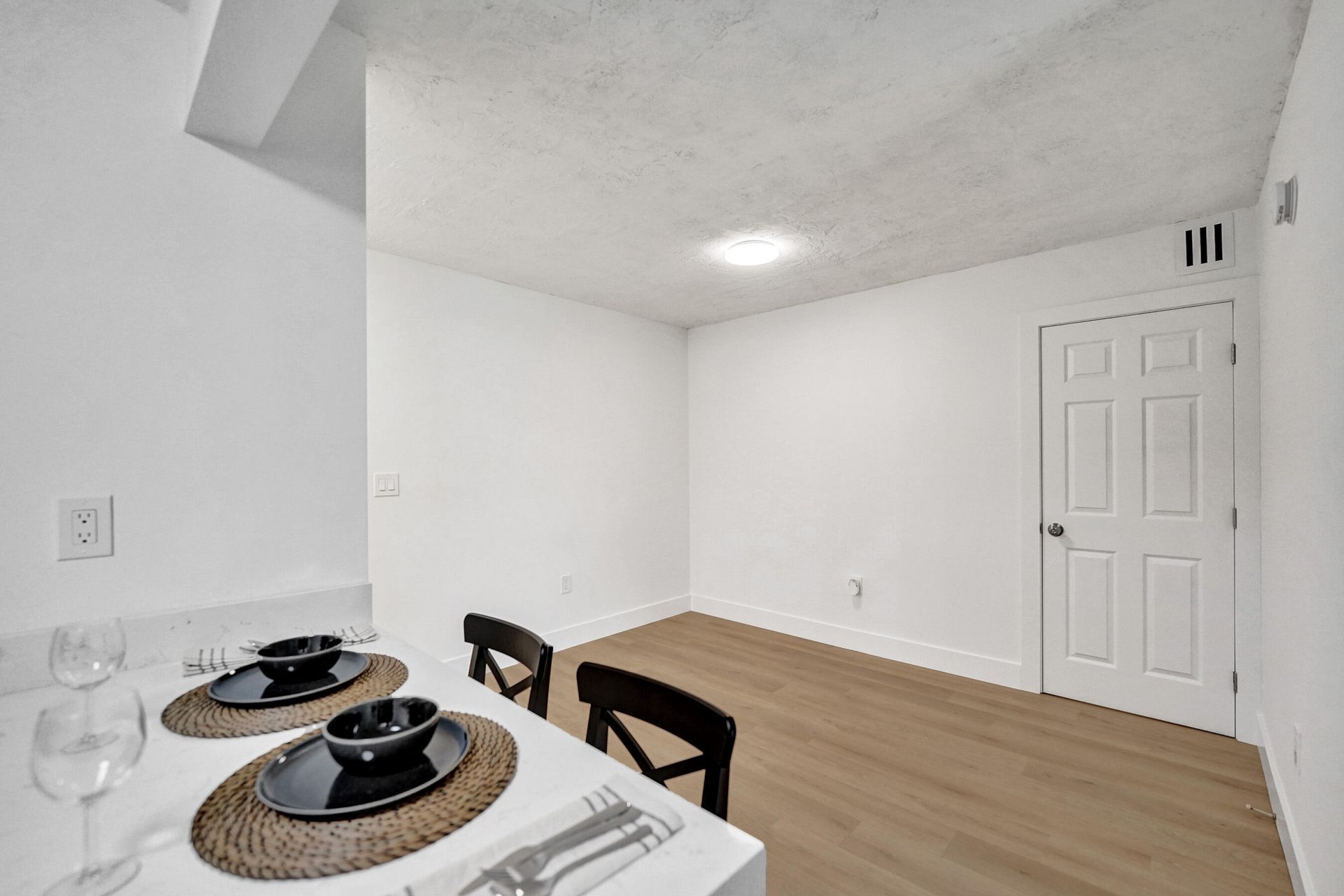 7300 NW 17th Street, Unit 305, Plantation, FL 33313 Photo