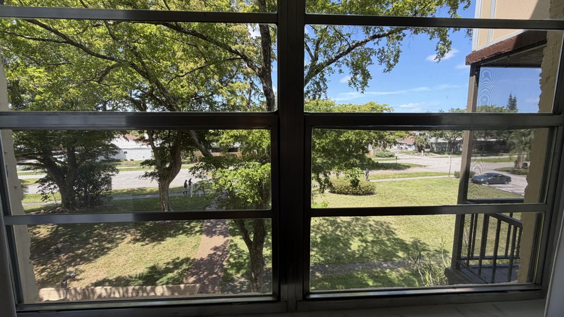 7300 NW 17th Street, Unit 305, Plantation, FL 33313 Photo