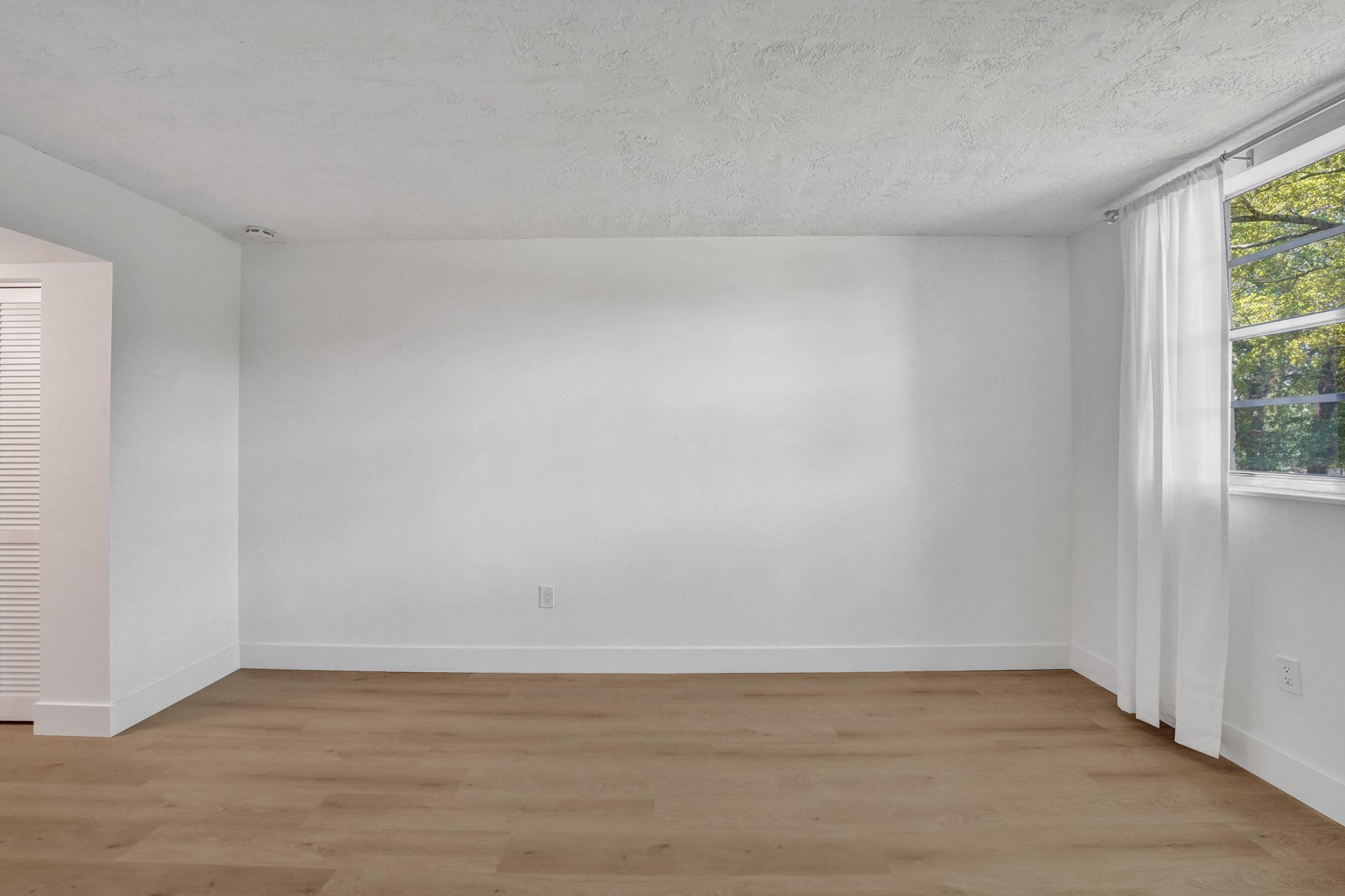 7300 NW 17th Street, Unit 305, Plantation, FL 33313 Photo