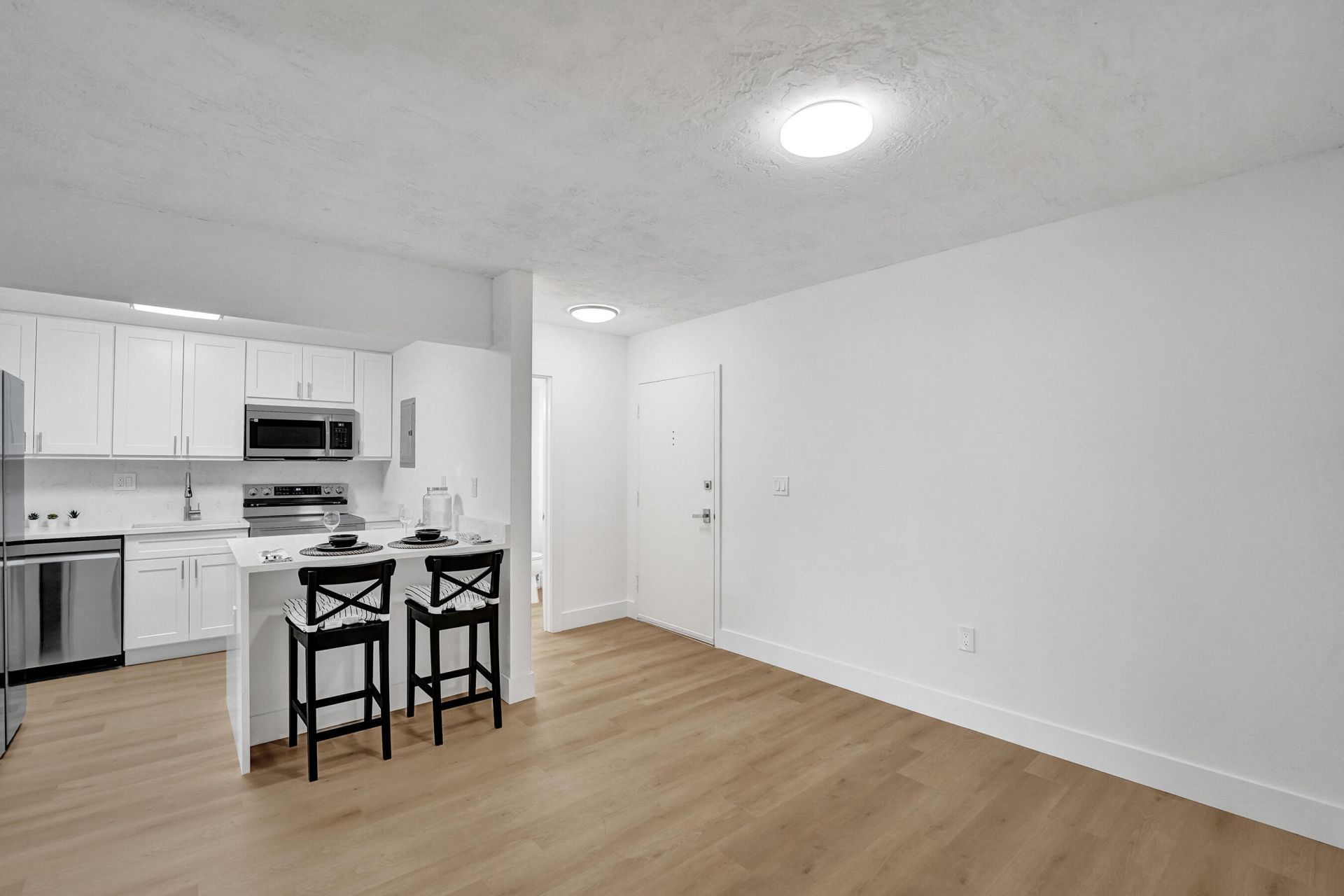 7300 NW 17th Street, Unit 305, Plantation, FL 33313 Photo