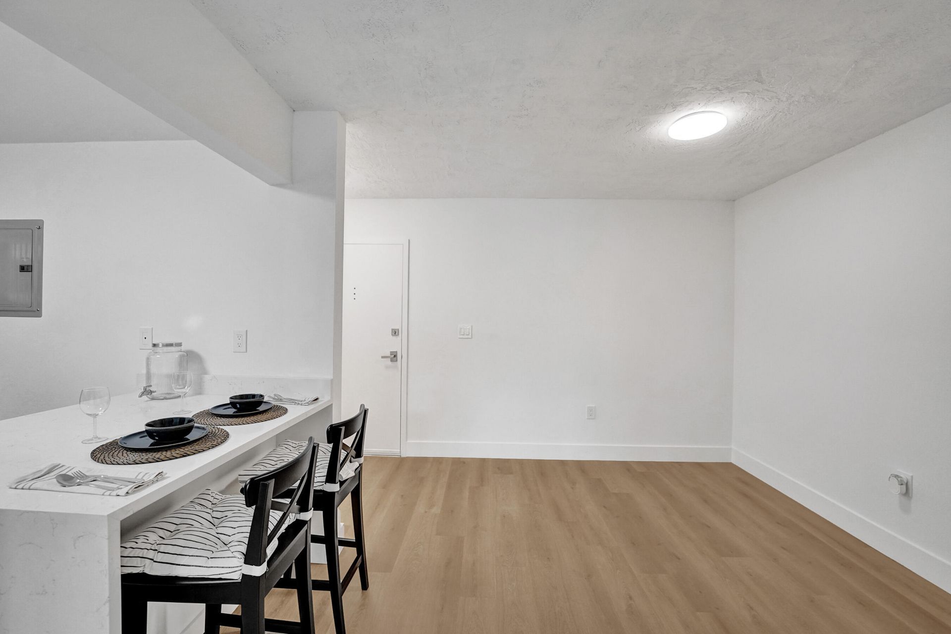 7300 NW 17th Street, Unit 305, Plantation, FL 33313 Photo
