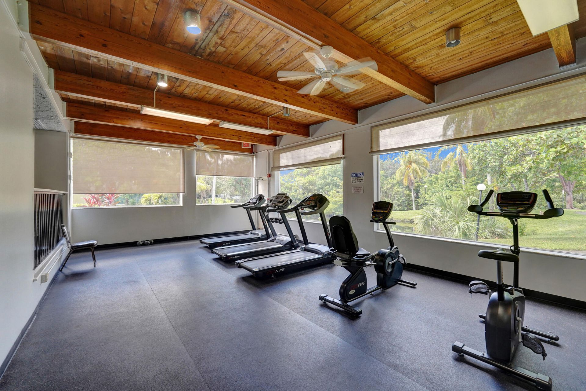 7300 NW 17th Street, Unit 305, Plantation, FL 33313 Photo