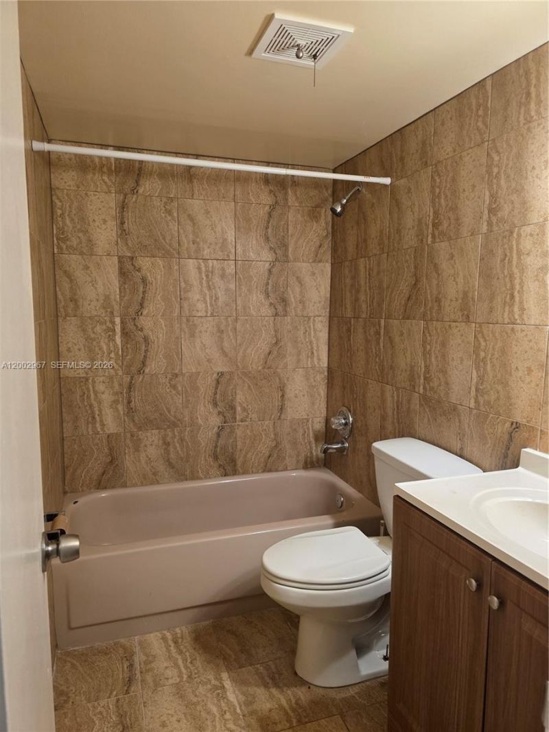 135 NE 202nd Ter , Unit N4, Miami Gardens, FL 33179 Photo