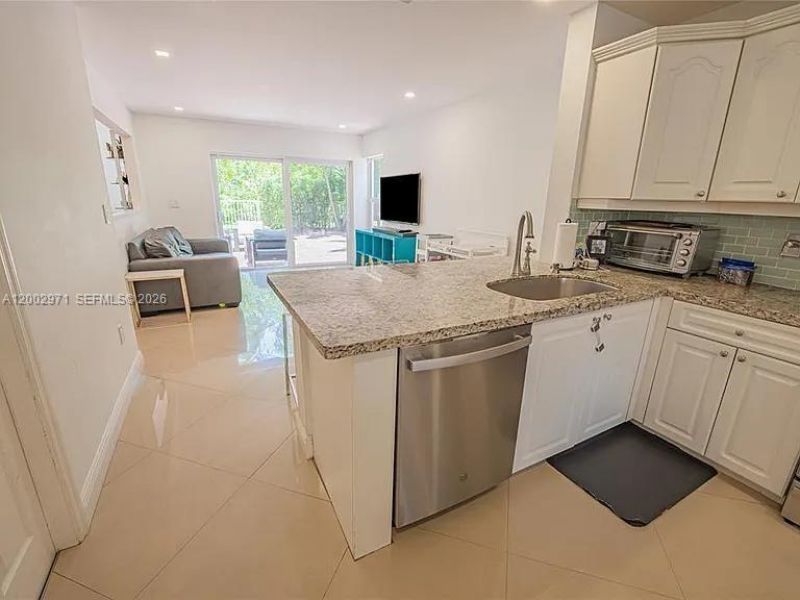 1135 W Lake St , Hollywood, FL 33019 Photo
