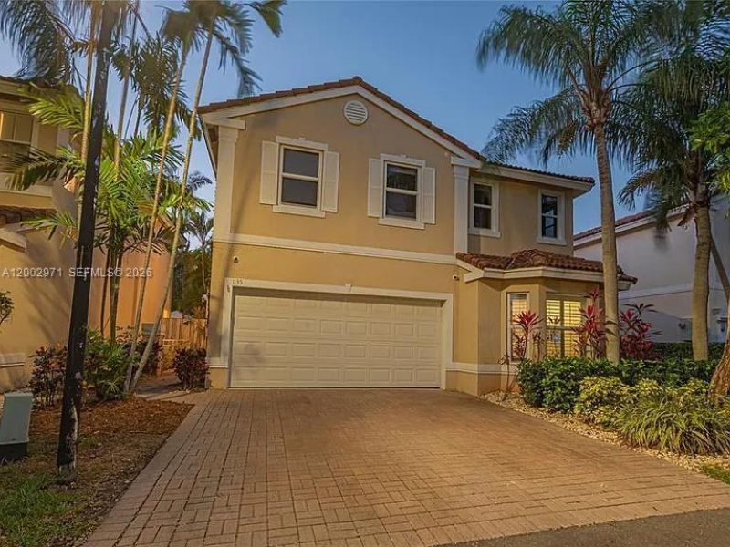 1135 W Lake St , Hollywood, FL 33019 Photo