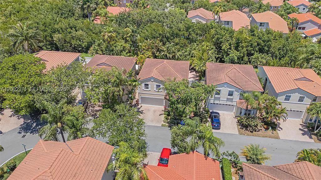 1135 W Lake St , Hollywood, FL 33019 Photo