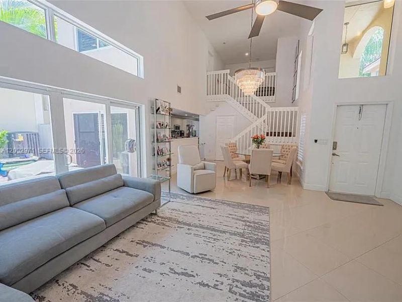 1135 W Lake St , Hollywood, FL 33019 Photo