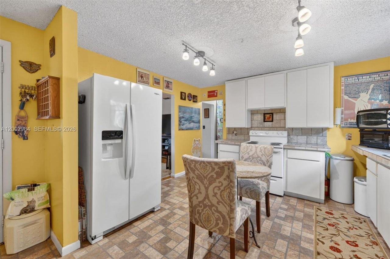 1490 NW 8th St, Homestead, FL 33030 Photo