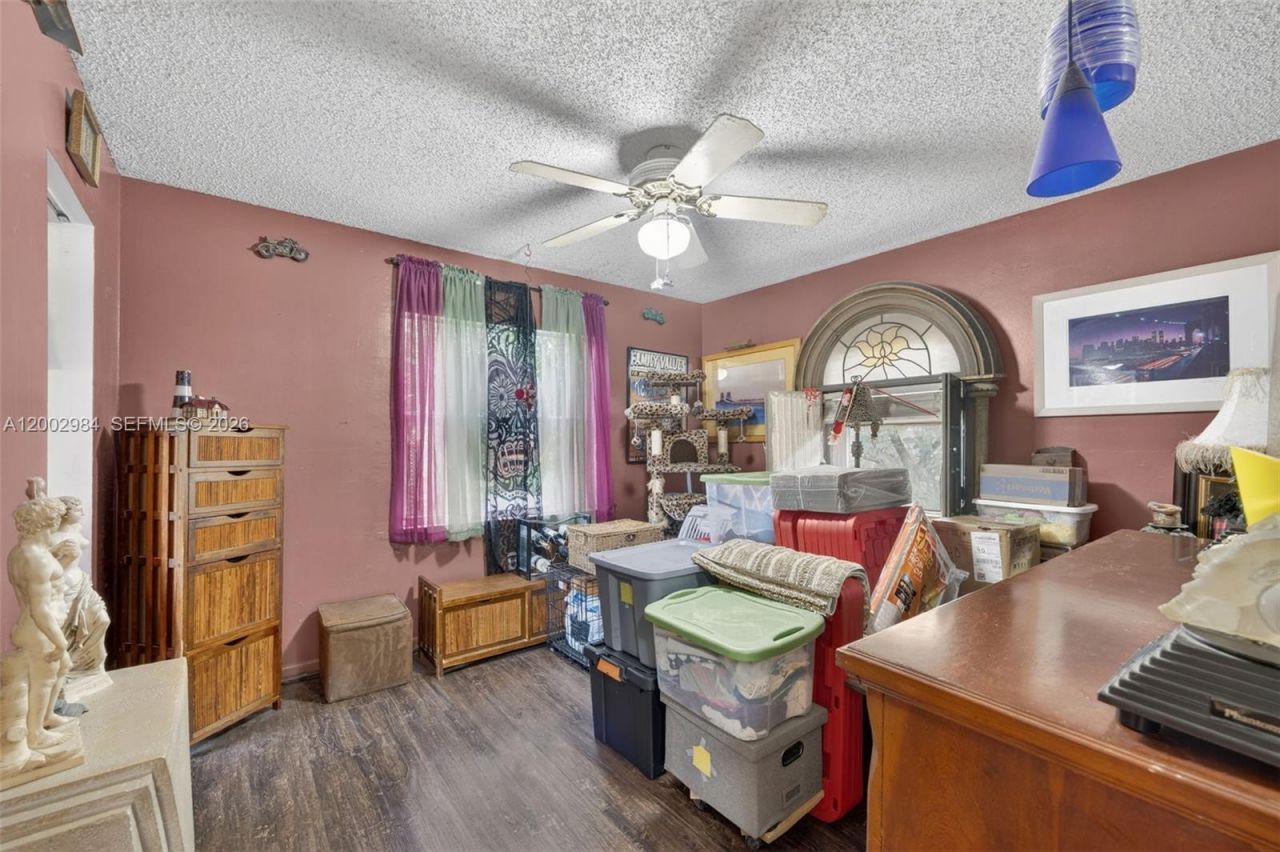 1490 NW 8th St, Homestead, FL 33030 Photo