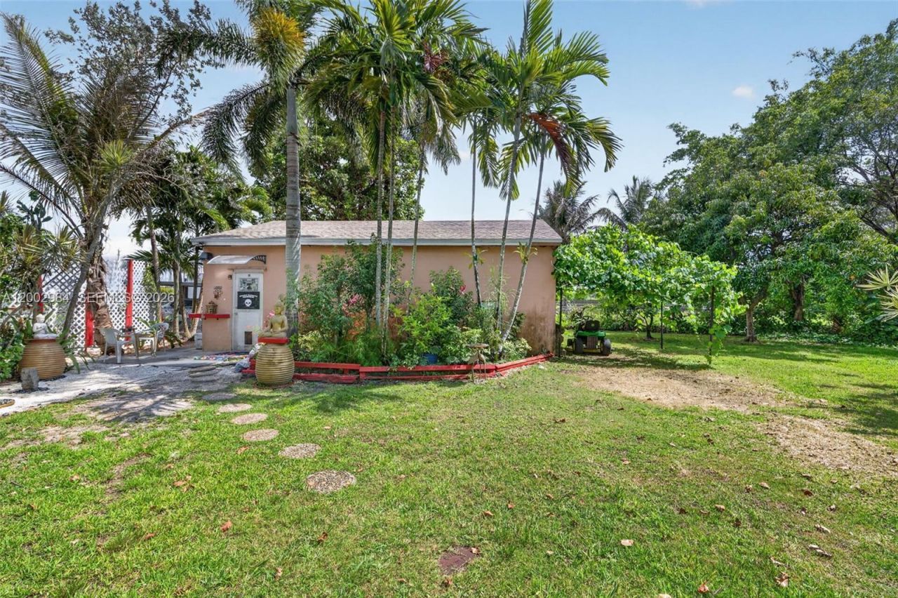 1490 NW 8th St, Homestead, FL 33030 Photo