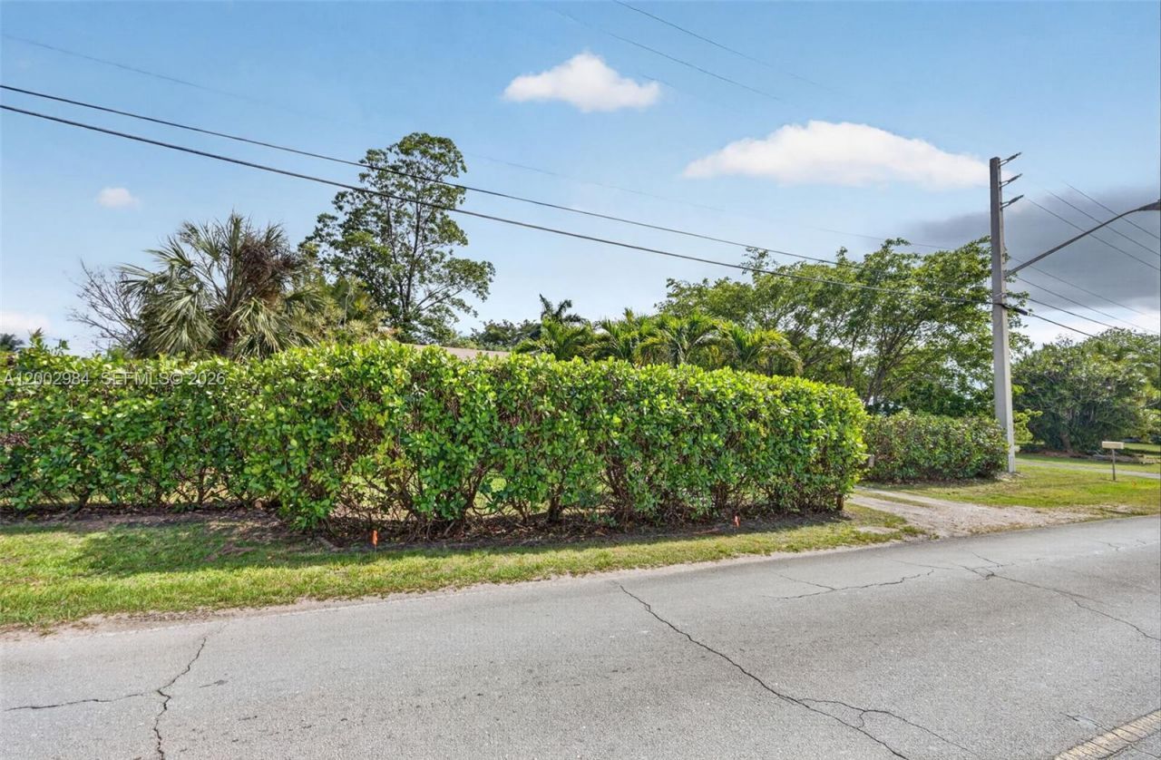1490 NW 8th St, Homestead, FL 33030 Photo