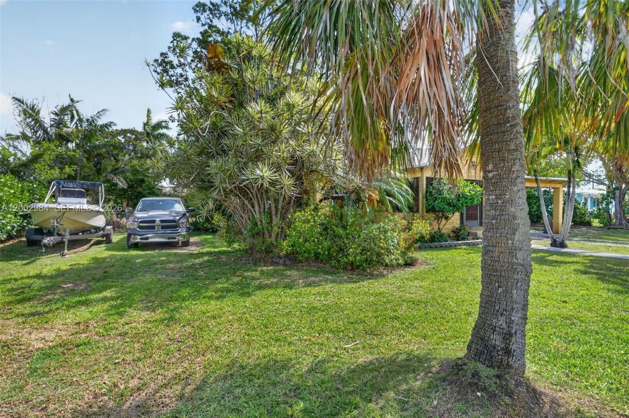 1490 NW 8th St, Homestead, FL 33030 Photo