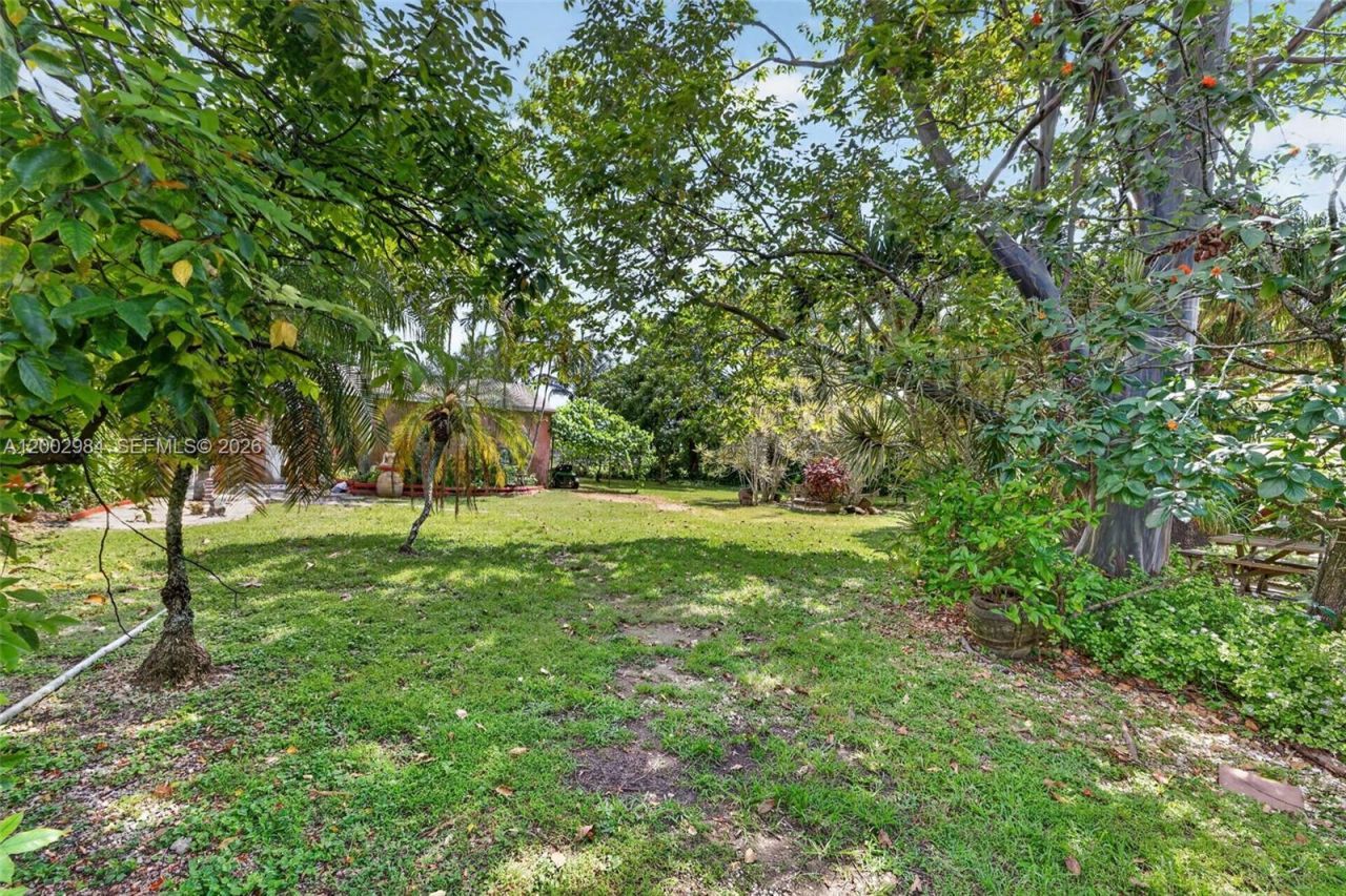 1490 NW 8th St, Homestead, FL 33030 Photo
