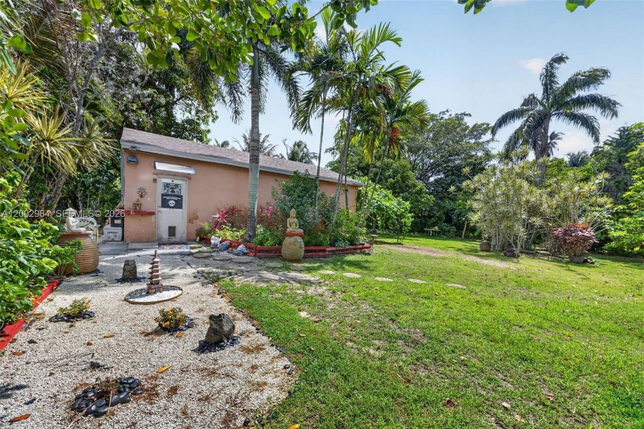 1490 NW 8th St, Homestead, FL 33030 Photo