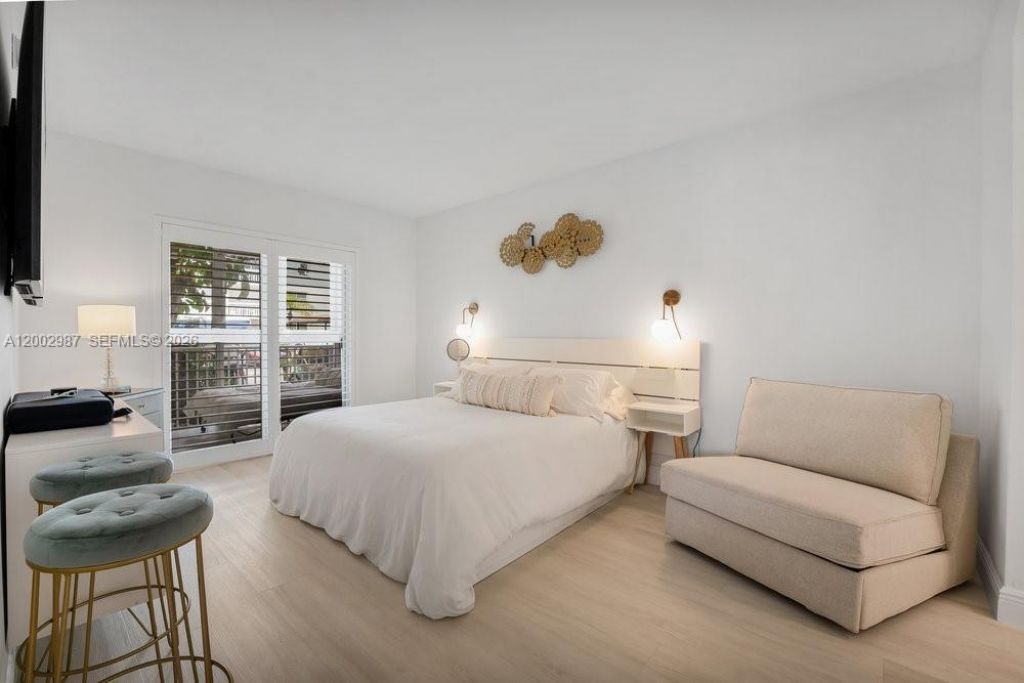 240 Galen Dr , Unit 112, Key Biscayne, FL 33149 Photo