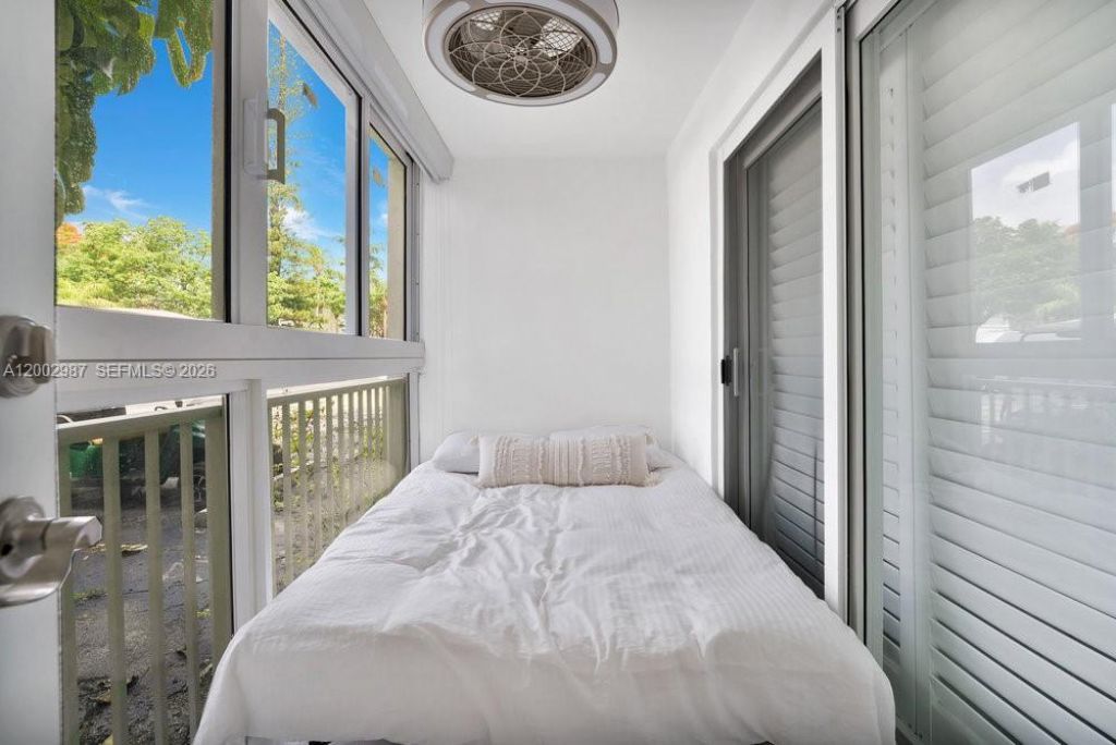 240 Galen Dr, Unit 112, Key Biscayne, FL 33149 Photo