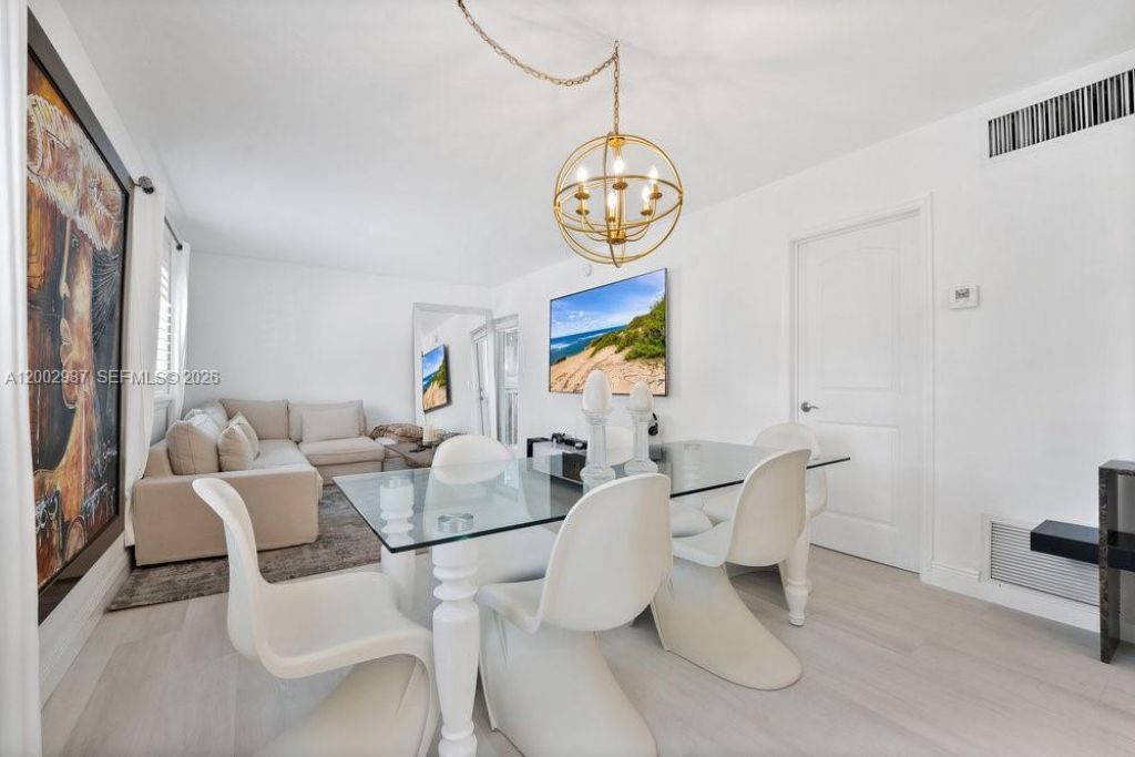 240 Galen Dr, Unit 112, Key Biscayne, FL 33149 Photo