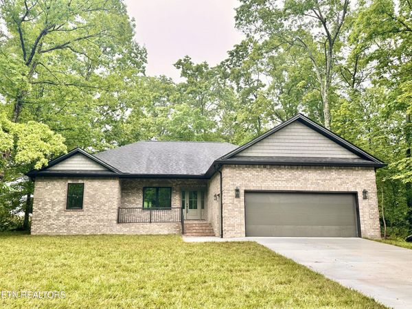 614 Apoka Lane, Crossville, TN 38572
