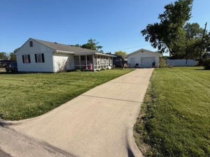 659 Warren Avenue , Washington Court House, OH 43160 Photo 2