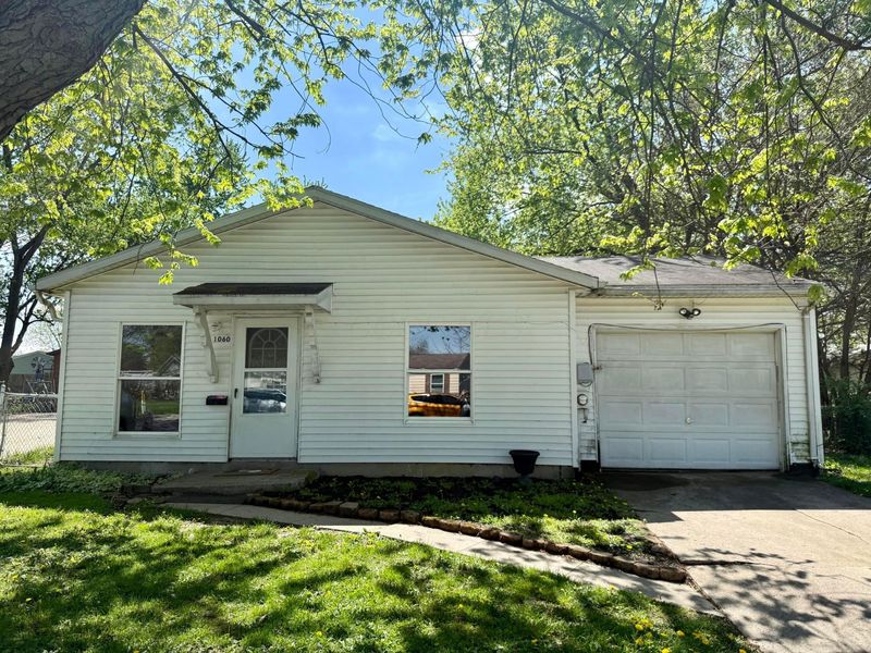 1060 Capri Drive , Marion, OH 43302 Photo 1