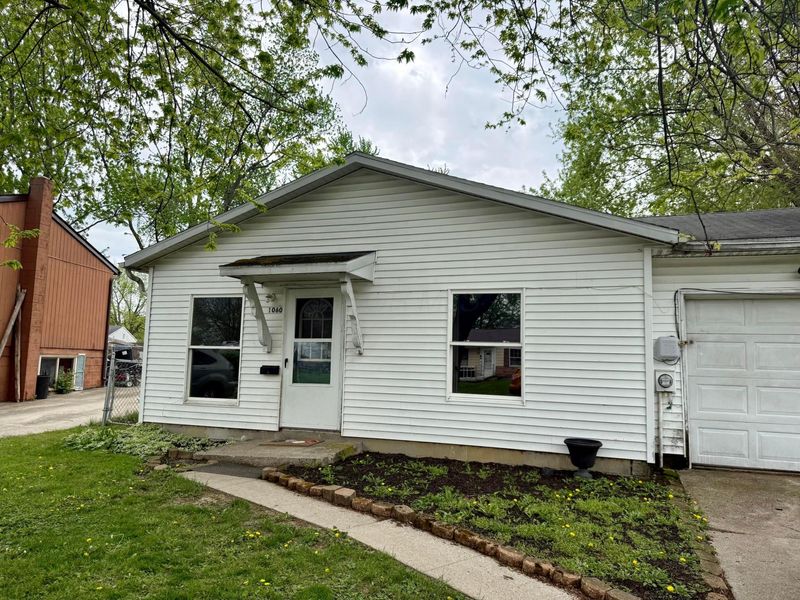 1060 Capri Drive , Marion, OH 43302 Photo 2