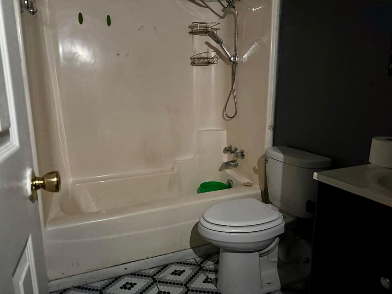 1060 Capri Drive , Marion, OH 43302 Photo 8