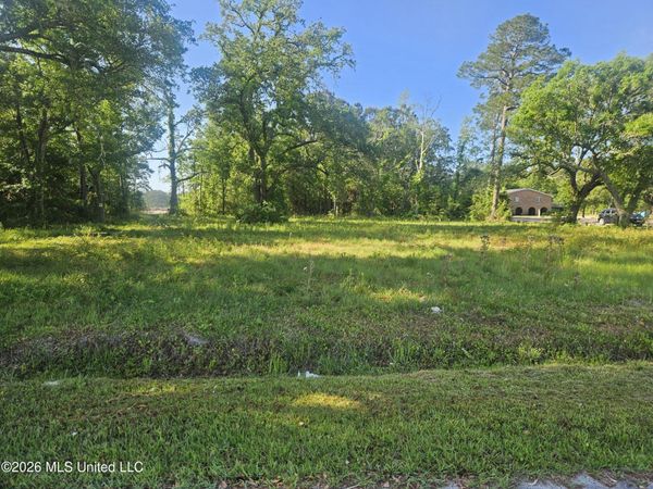 4909 Pacific Street, Bay Saint Louis, MS 39520