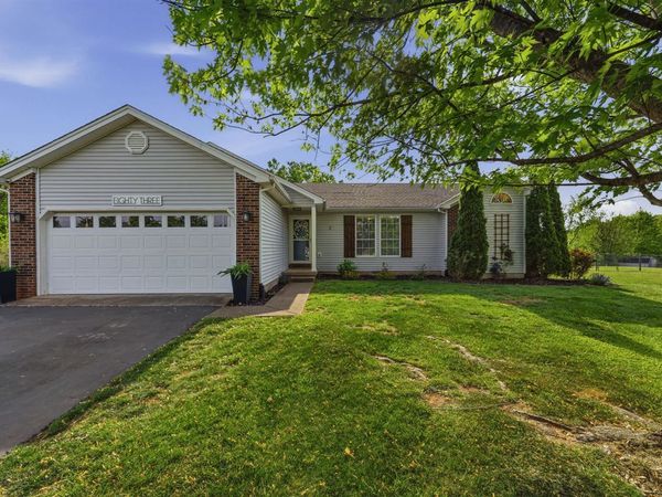 83 Schwarzkopf Street , Bowling Green, KY 42104