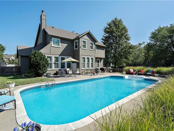 12134 Craig Lane, Overland Park, KS 66213