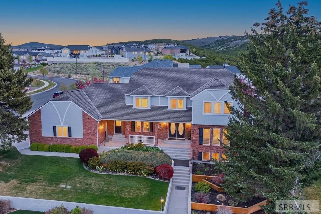 1916 Satterfield Drive, Pocatello, ID 83201 Main Photo
