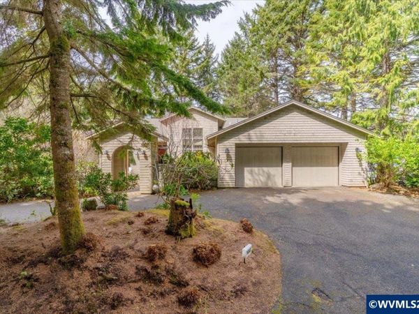 108 Ridge Crest Rd, Gleneden Beach, OR 97388